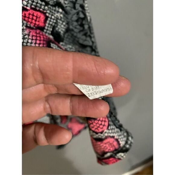 Boutique Red Pink Snake Print 3/4 Flutter Sleeve Dress With Pockets 2X - Picture 5 of 6